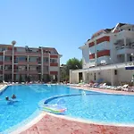 Sunny Private * ساني بيتش